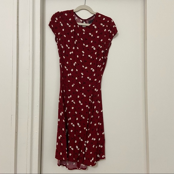 Reformation Bassett Dress in Red - Picture 3 of 4